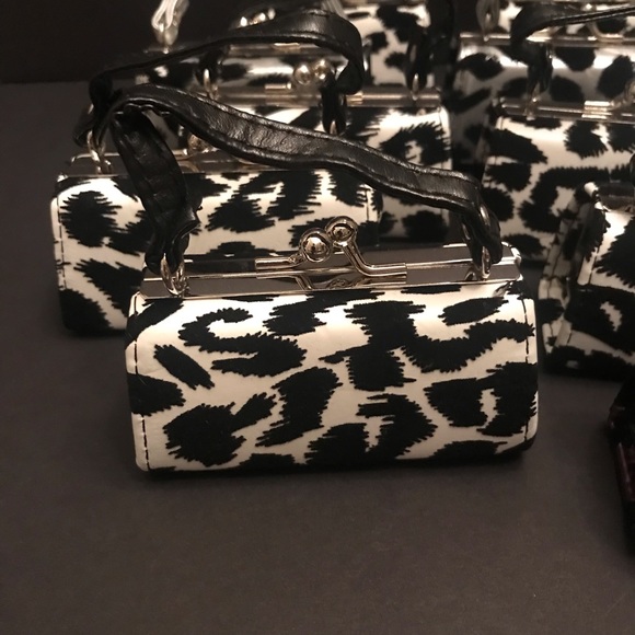 Mini Clutch Purse (12) - Picture 3 of 11